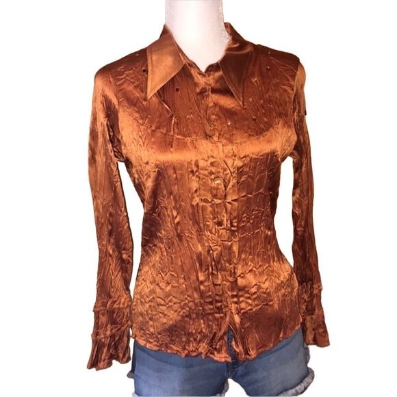 🍁Gasp Bell Sleeve Silky Top - Picture 1 of 7
